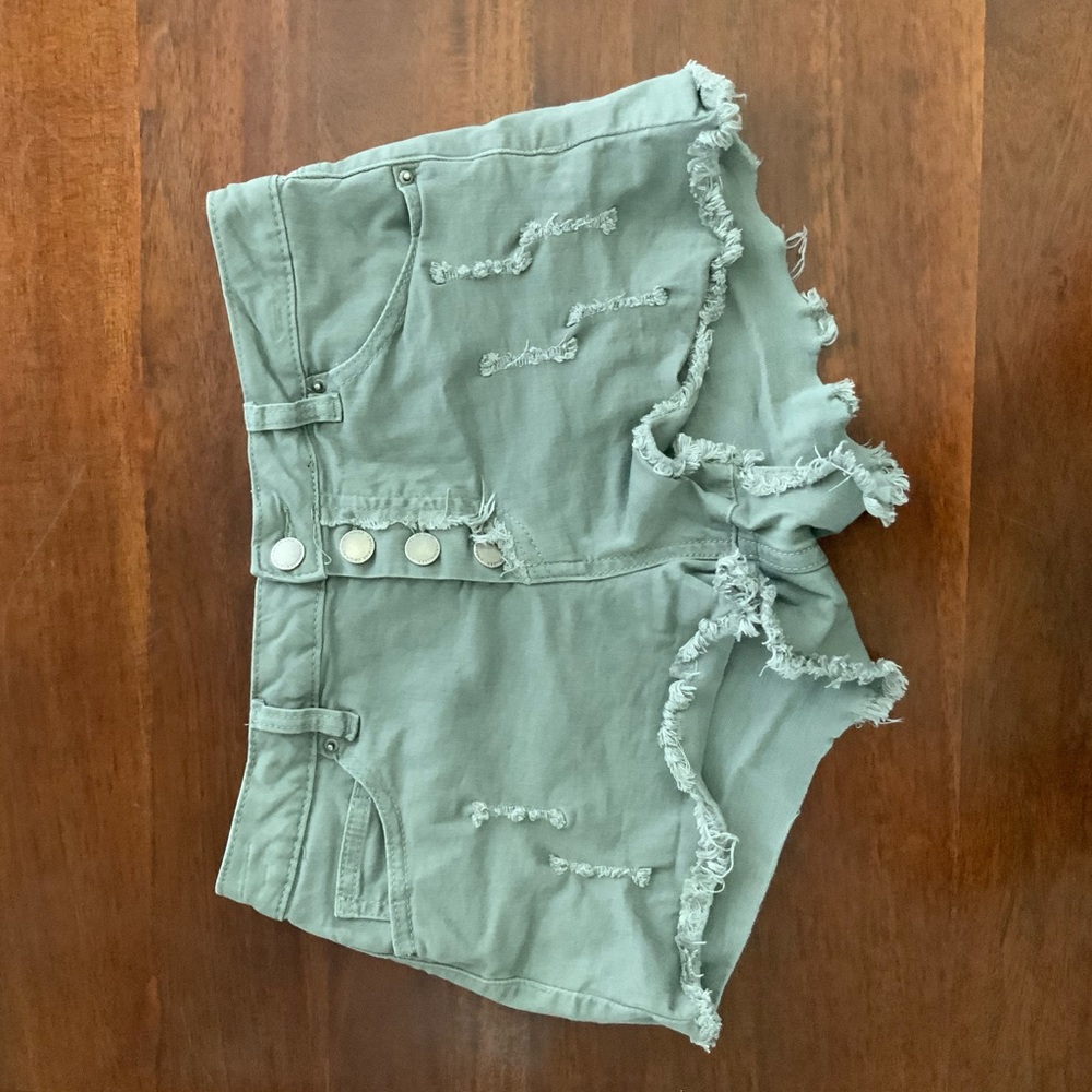 army green shorts REAL POCKETS